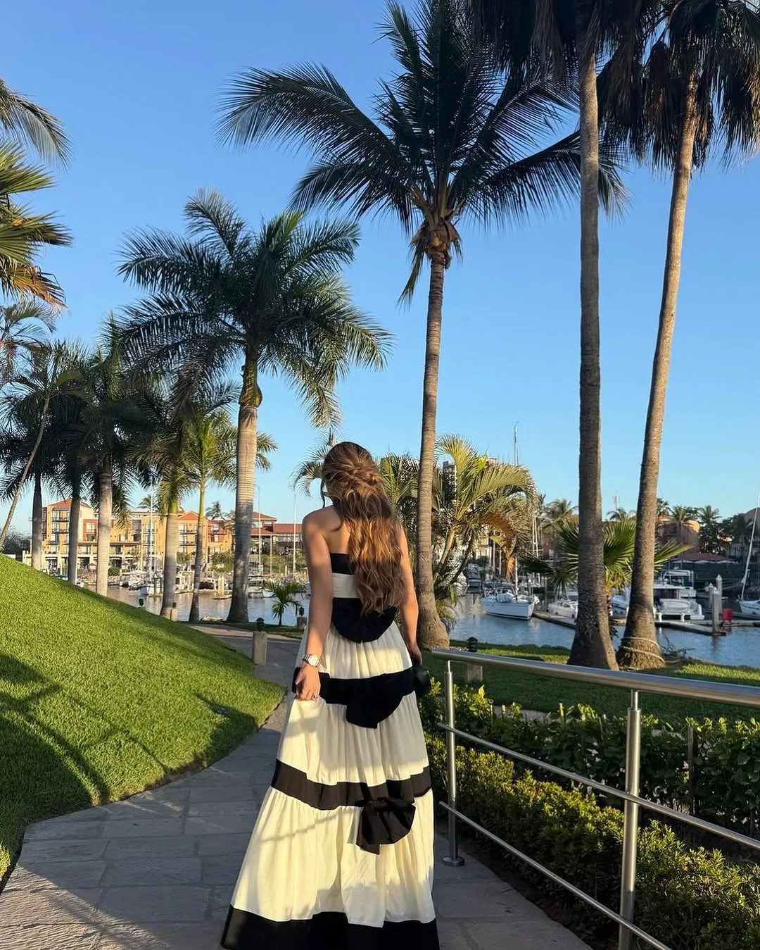 Alia Holiday Maxi Dress