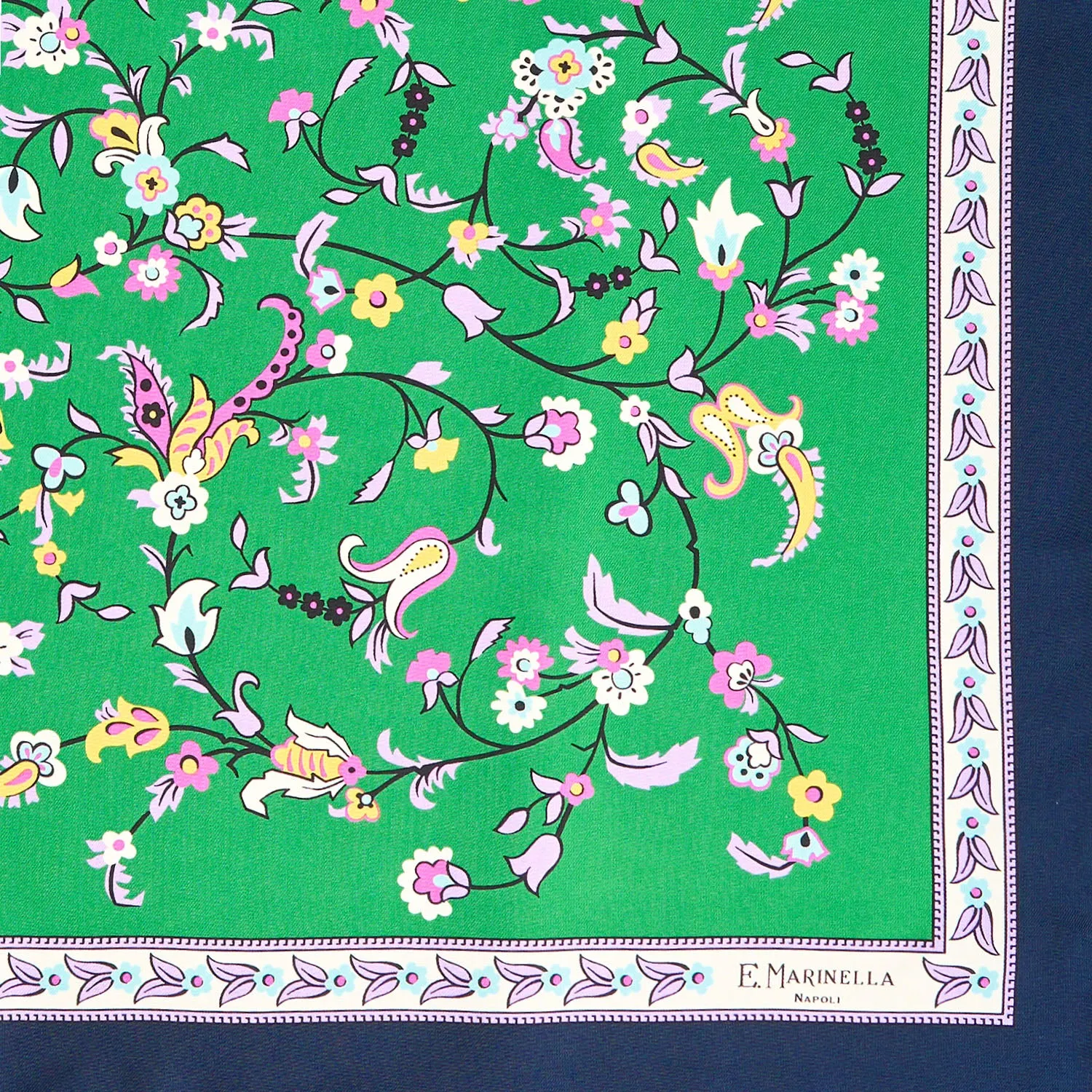 DARK GREEN SCARF 65