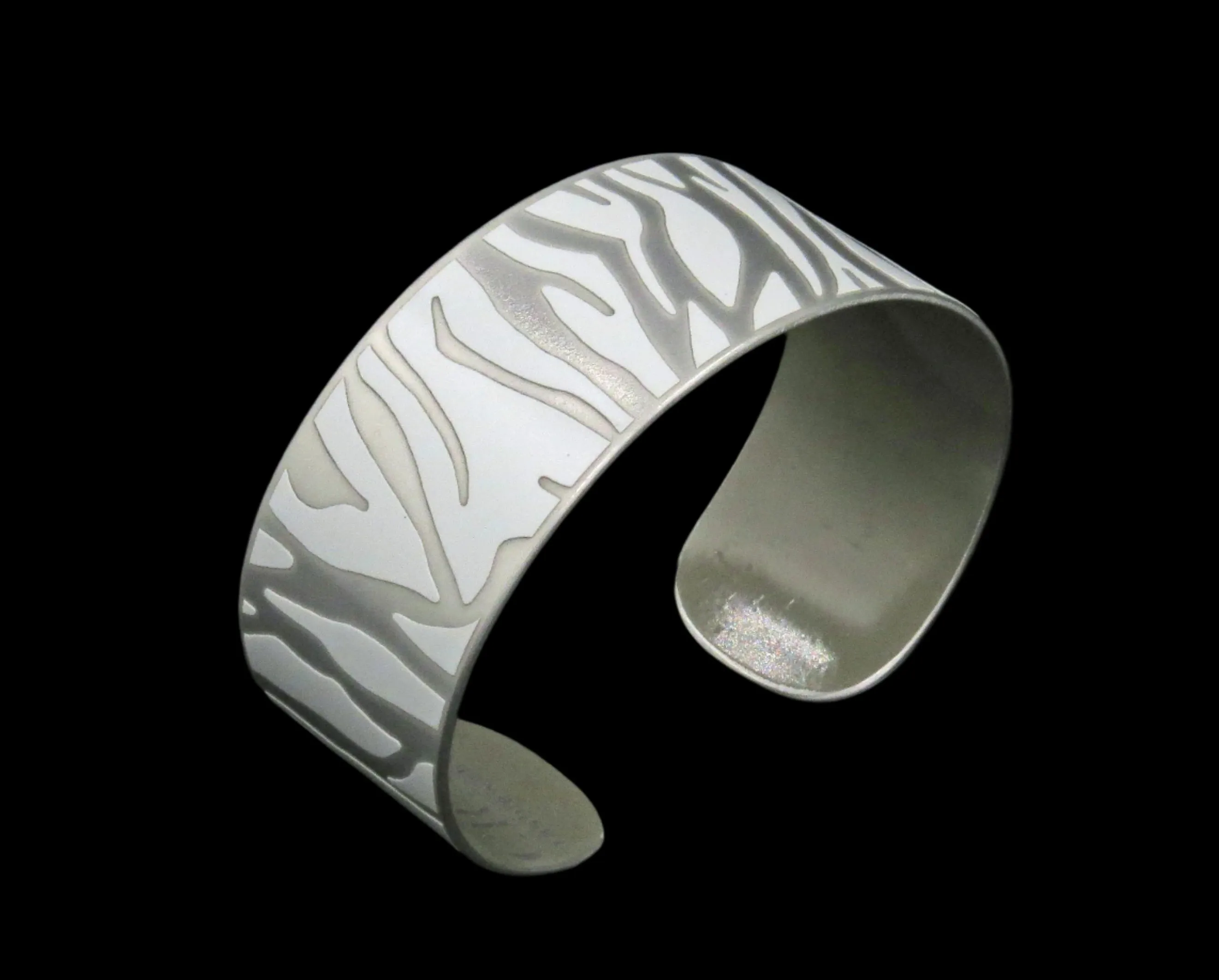 Mercedes SL63 AMG Zebra Cuff